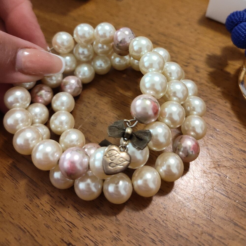 COPY - Betsey Johnson stretch bracelet!!
